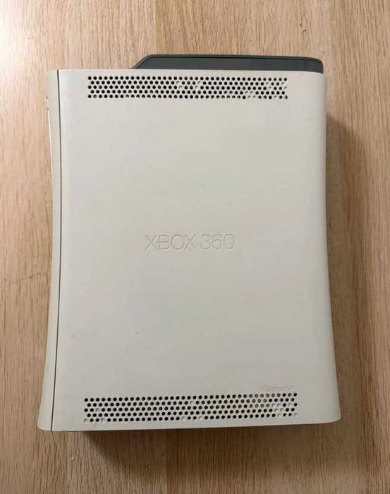 Xbox 360 250GB Final Fantasy XIII (13) Special Edition