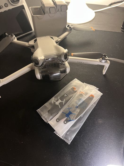 DRONE DJI mini 4 pro