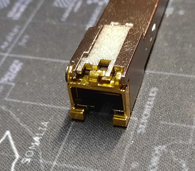 SFP-GE-T модуль до роутеров та маршрутизаторів