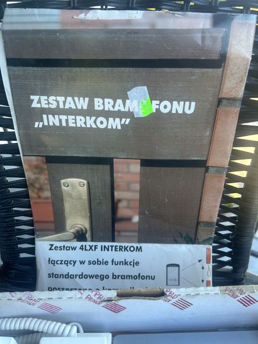 Domofon zestaw plus trzy słuchawki