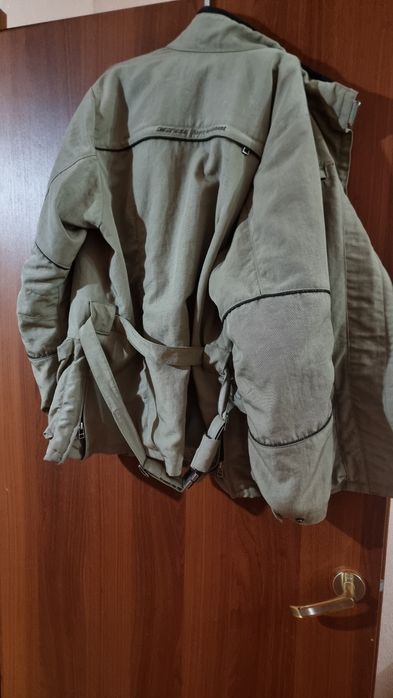 Мото куртка Dainesе и перчатки в подарок