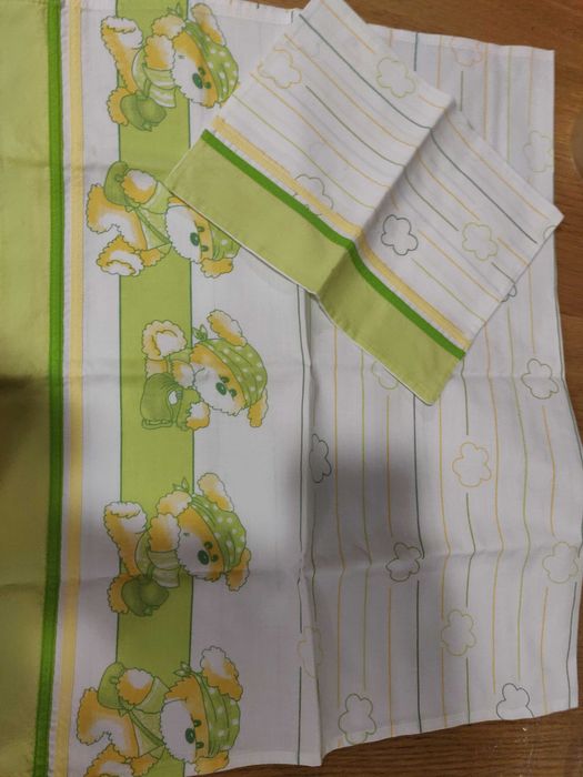 Conjunto de lençóis e mantas para alcofa