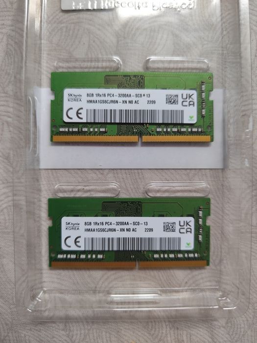 Оперативна пам'ять Hynix 8GB SO-DIMM DDR4 3200 MHz (HMAA1GS6CJR6)