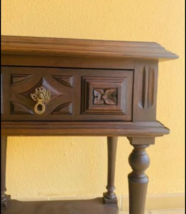 Mesinha de cabeceira em m. macica64729661490561121