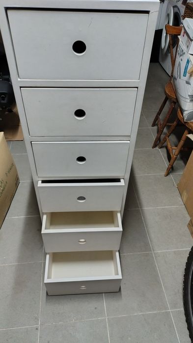 Móvel Gaveteiro Feito à Medida em Madeira Maciça (Ideal p/ Cama KURA IKEA)