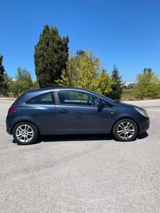 Opel Corsa D 1.2 Gasolina – 2008 | 100.000 km