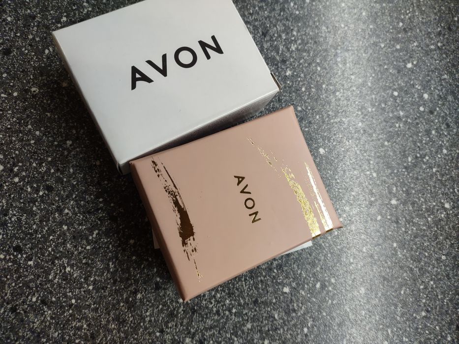 Zestaw biżuterii Avon