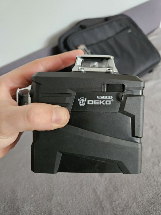 Laser krzyżowy poziomica deko dc0519L2