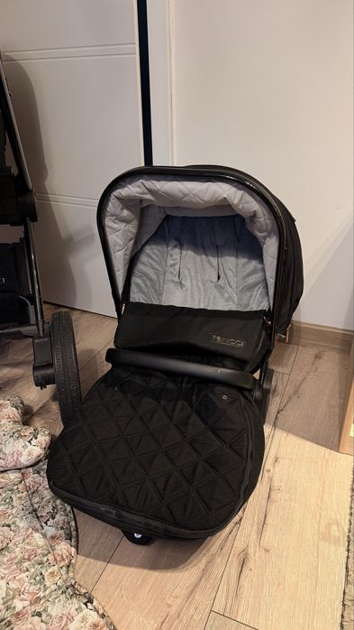 Wozek Venicci Tinum 2 w 1