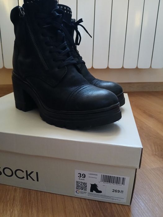 Botki Lasocki skórzane sznurowane