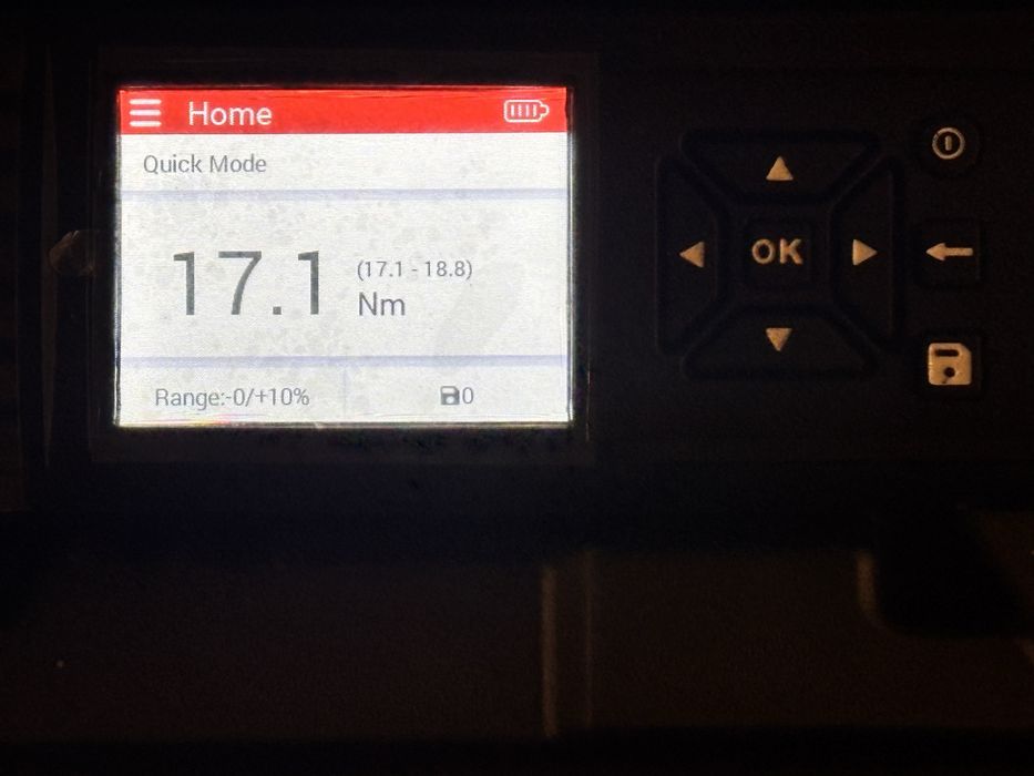 Ключ динамометричний електронний MILWAUKEE 1/2