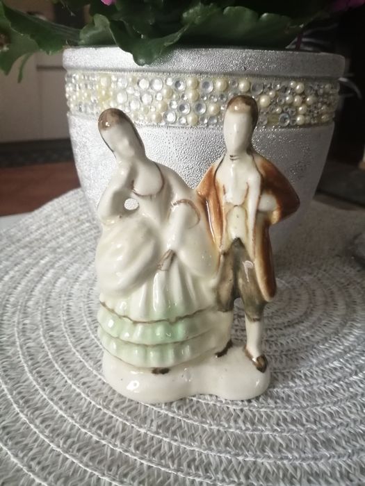 Figurka ceramiczna