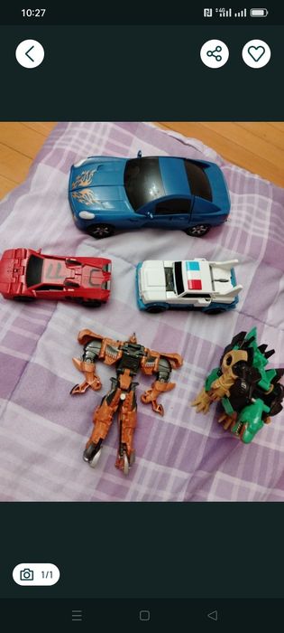 Іграшки трансформери