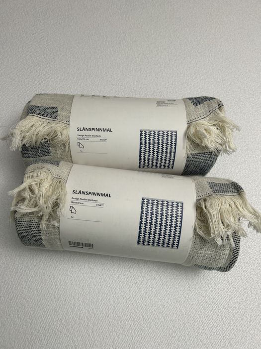 Koc pled narzuta IKEA SLANSPINNMAL 130x170 beż / granatowy frędzle