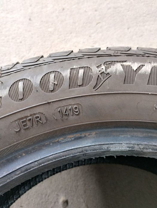 Opony 185/60R15  GoodYear Vector 4 Seasons Gen2 wielosezonowe