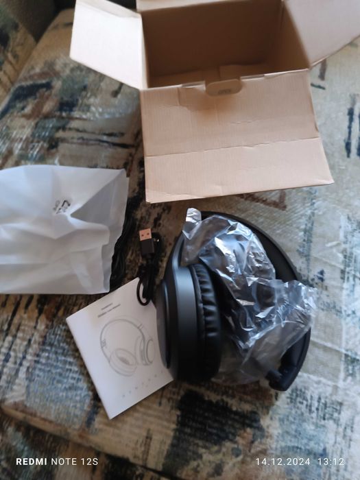 Bluetooth Наушники новые