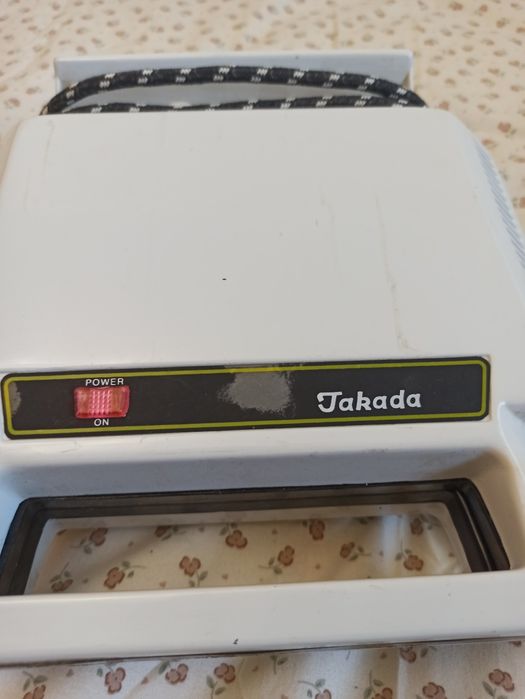 Сэнгвичница электрическая