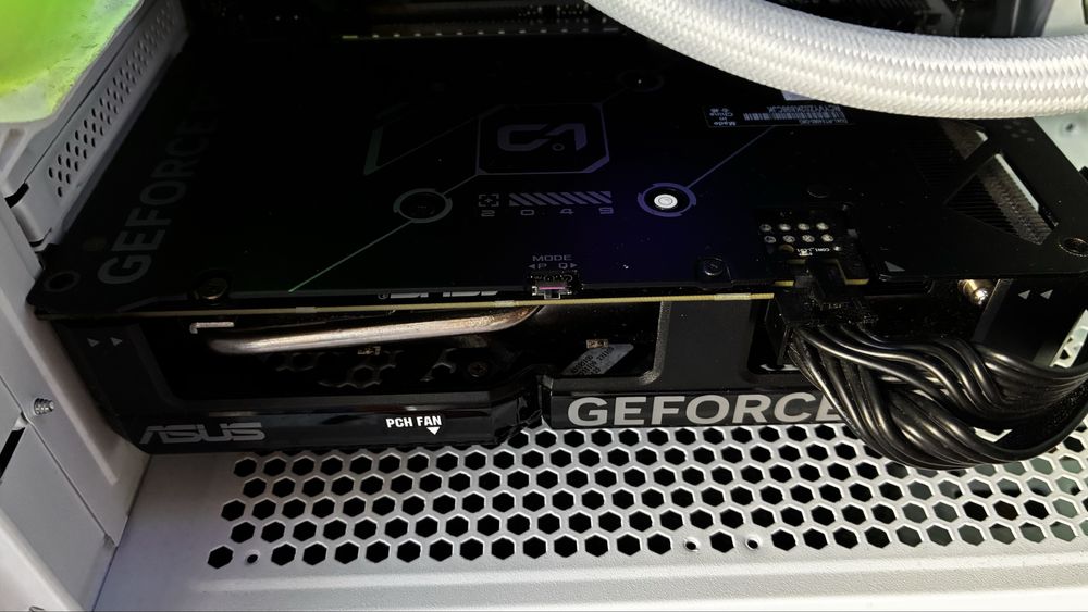 Asus dual RTX 4060 8GB OC