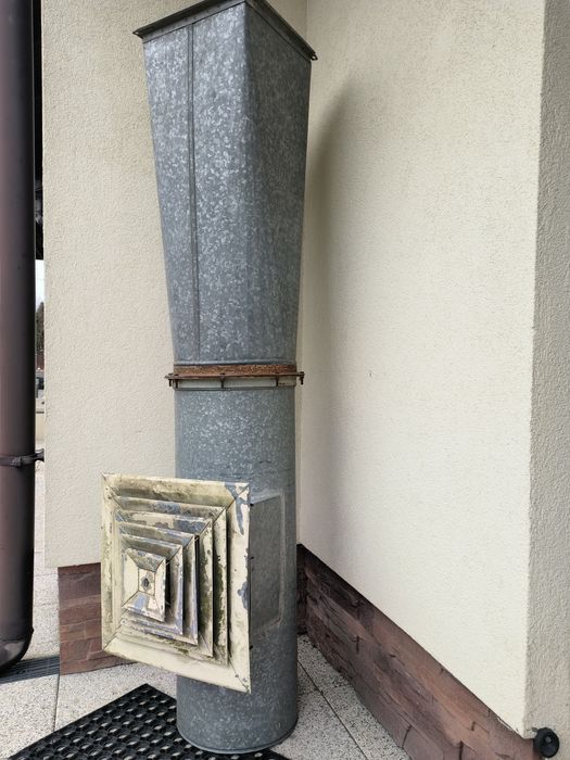 Wyciąg komin wentylacyjny