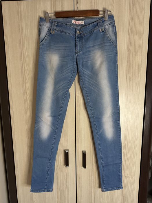 Jeansy damskie niski stan