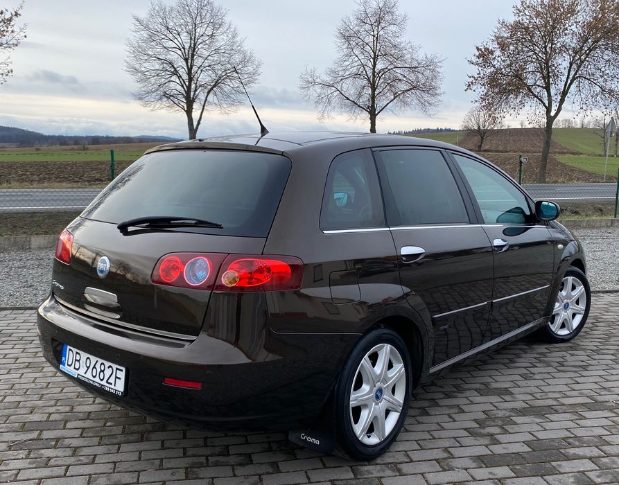 Fiat Croma 1.9 jtdm 150KM alusy klimatronic grzane fotele zadbany