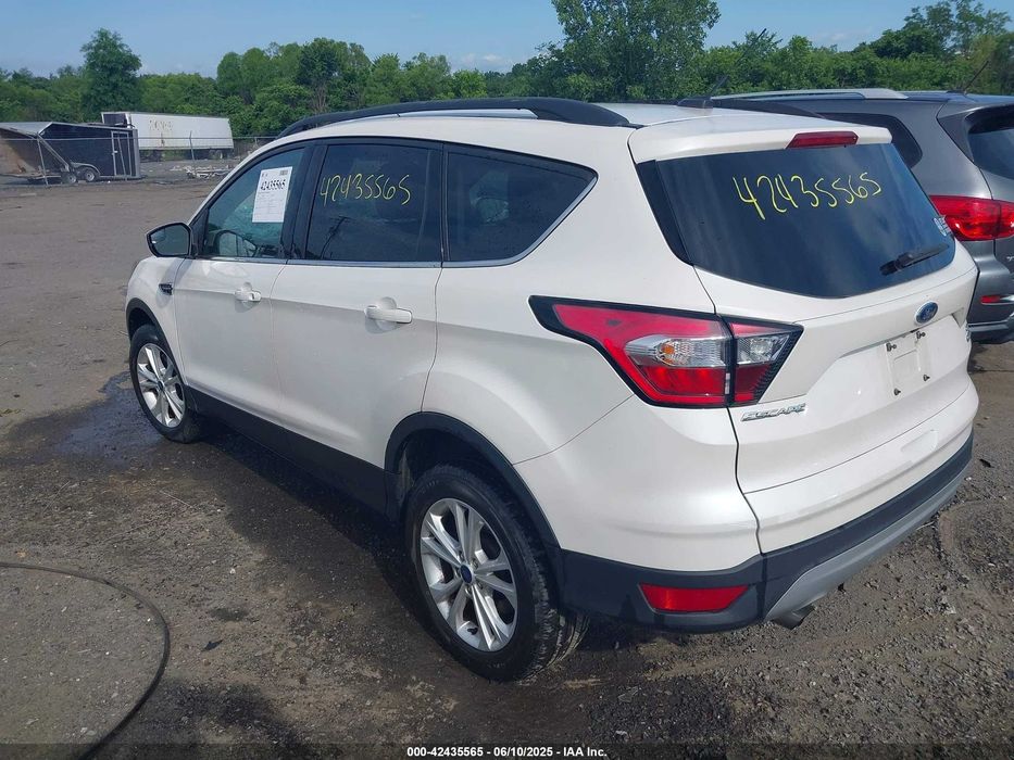 Ford Escape MK3 Форд Эскейп МК3 Focus Fusion разборка шрот запчасти.