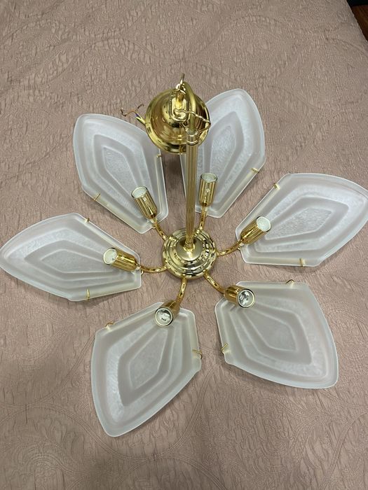 Люстра потолочная