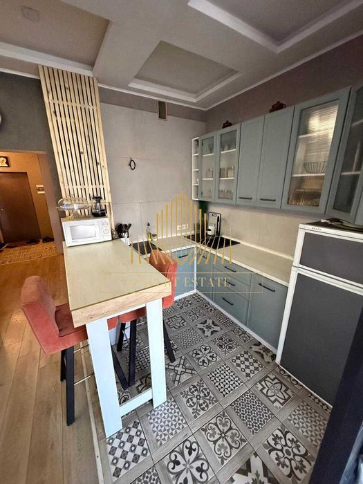 Продам 3-х комнатную квартиру. Безлюдовка! Новострой, авторский ремонт, закрытая территория