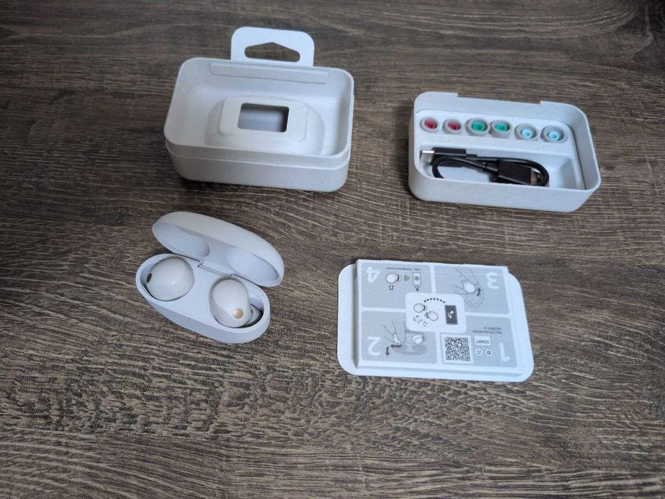 Оригінальні навушники Sony WF-1000XM5 в ідеальному стані