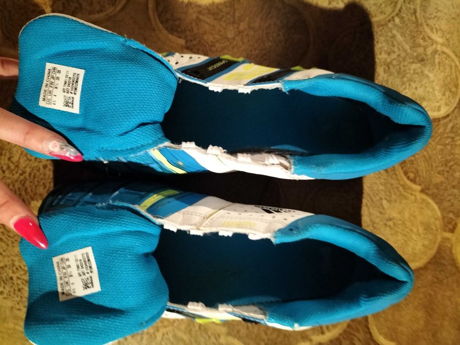 Adidas rozm 36,5 , halówki gratis