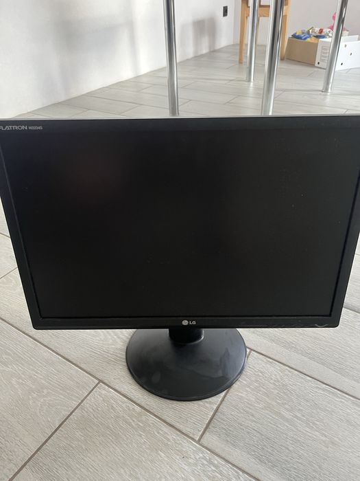 Продам монитор LG.