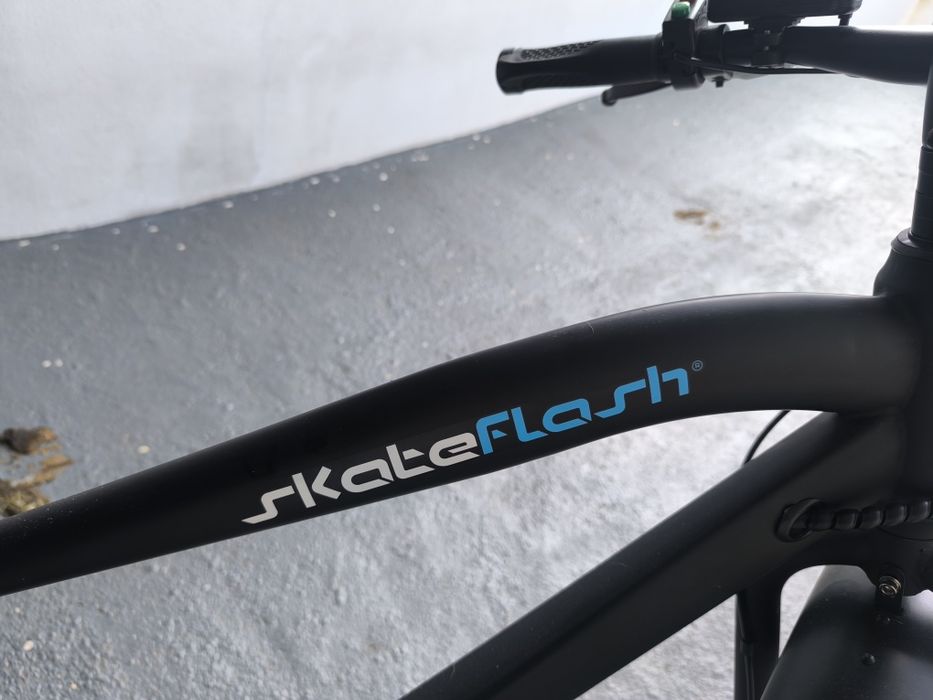 Bicicleta Elétrica Skate Flash YYEB-12 Estado Nova
