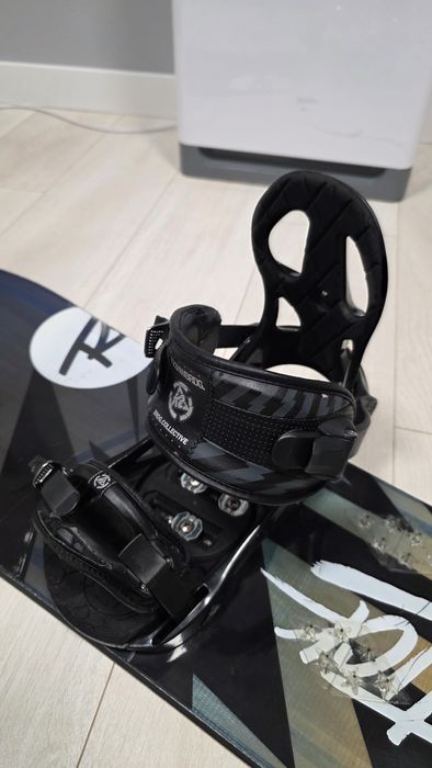 Komplet snowboardowy Trickstick 154cm + wiazania K2