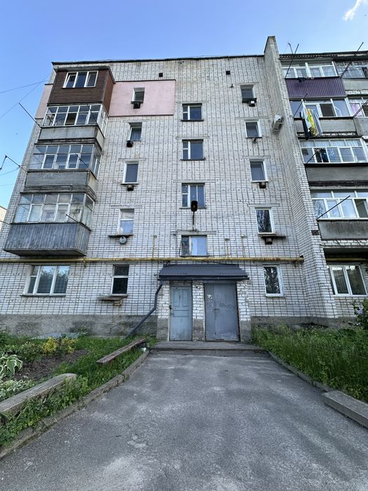 Продам 1-к квартиру Кролевець