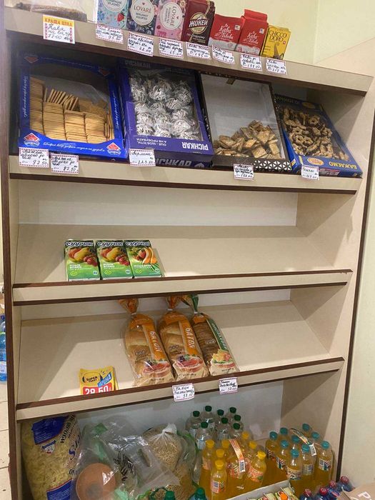 Холодильна вітрина, морозильний ларь, стелажі, ваги, касова тумба Б/У