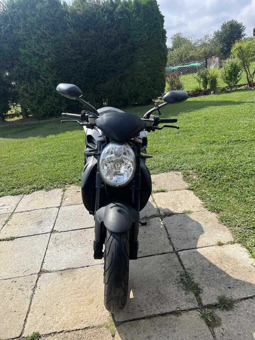 Mv Agusta Brutale 920 niski przebieg