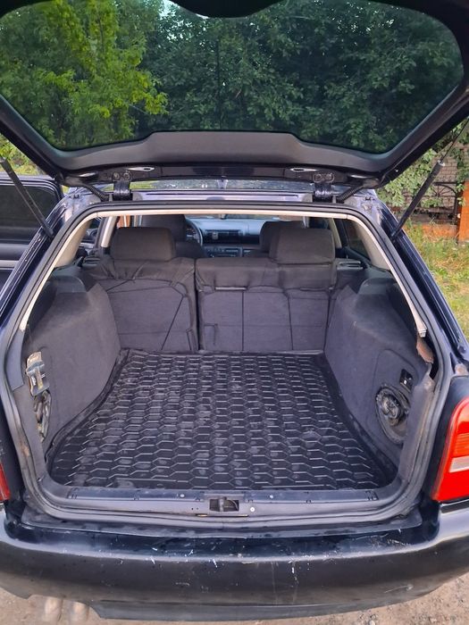 До вашої уваги Audi A4B5