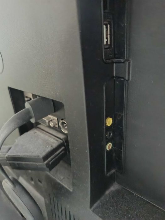 Toshiba 32 cal 32W3433DG Telewizor z Chromecastem