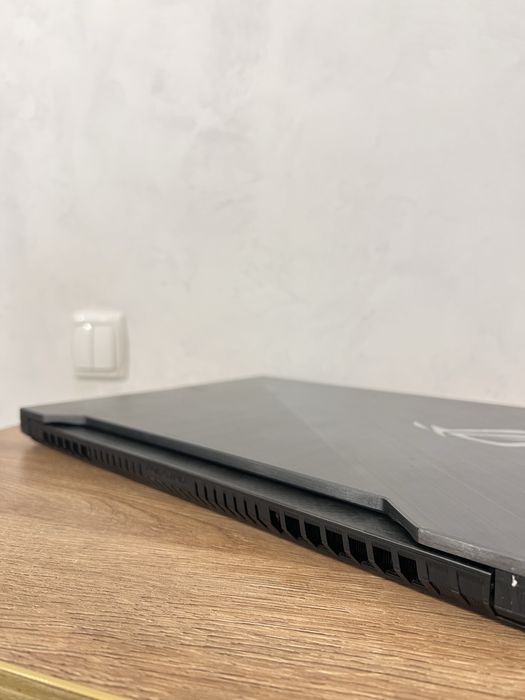 Ноутбук ASUS ROG Zephyrus