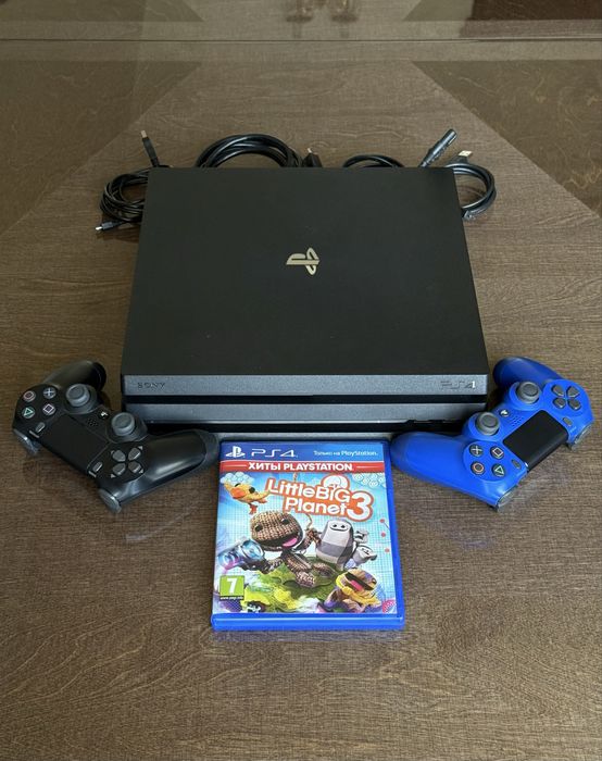Sony PlayStation 4Pro 1TB