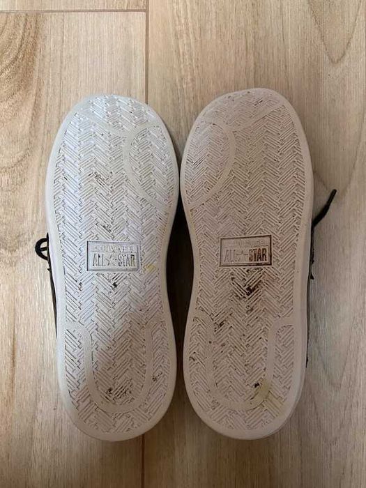 Damskie czarne buty Converse