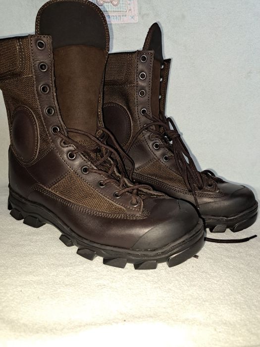 БЕРЦИ з балістичними вставками, гортекс (40 розмір), шкіряні.