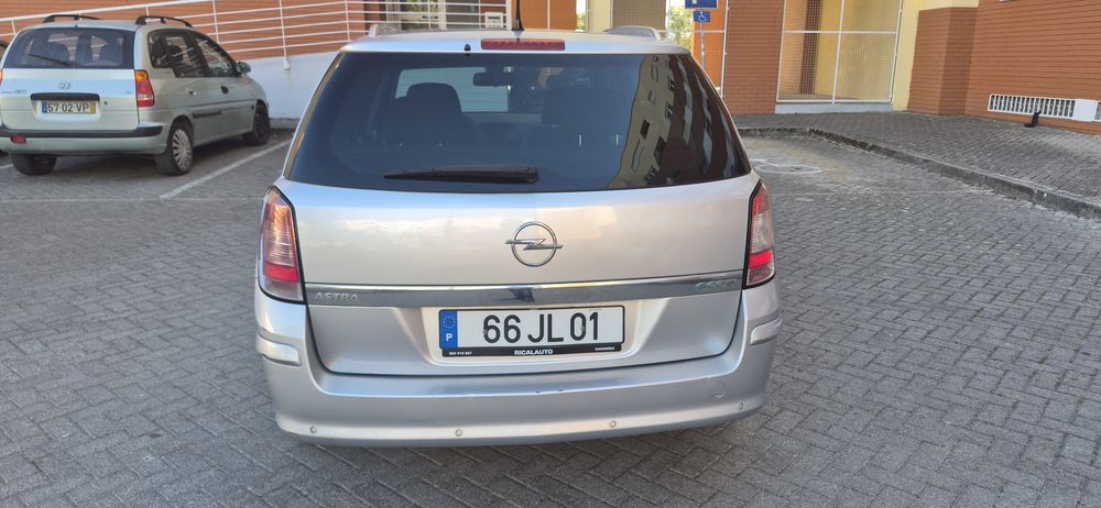 Opel astra H caravan 1.7 cdti cosmo  impecável 2010 — photo 3