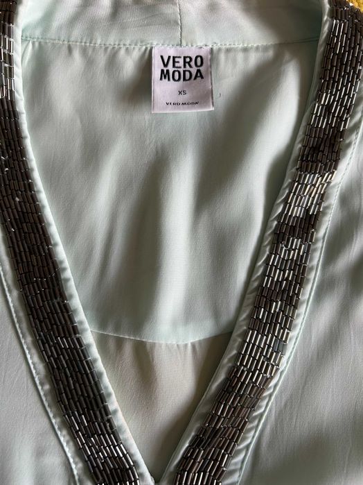 Blusa azul clarinho da Vero Moda