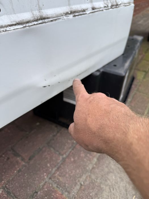 Ford transit courier MK2 drzwi lewe przód OE