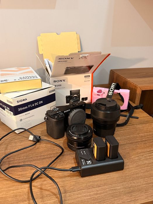 Sony A6100 + Lente Sigma 30mm f/1.4 – Kit Completo