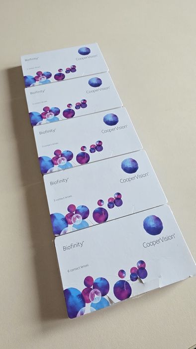Продаю контактів лінзи  Biofinity Cooper Vision  / -2  Ціна за 15 штук