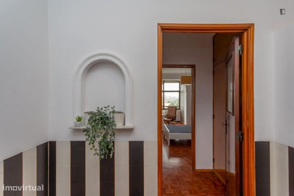 Apartamento com 4 quartos - localizado em Alvalade Lisbon