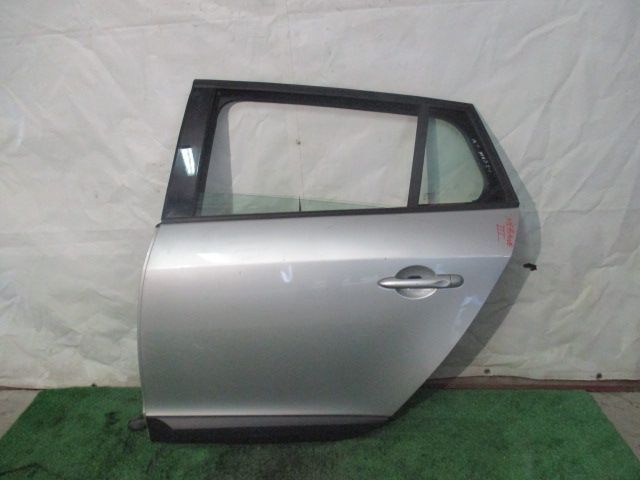 Renault Megane III 3 Porta Frente etras direita
