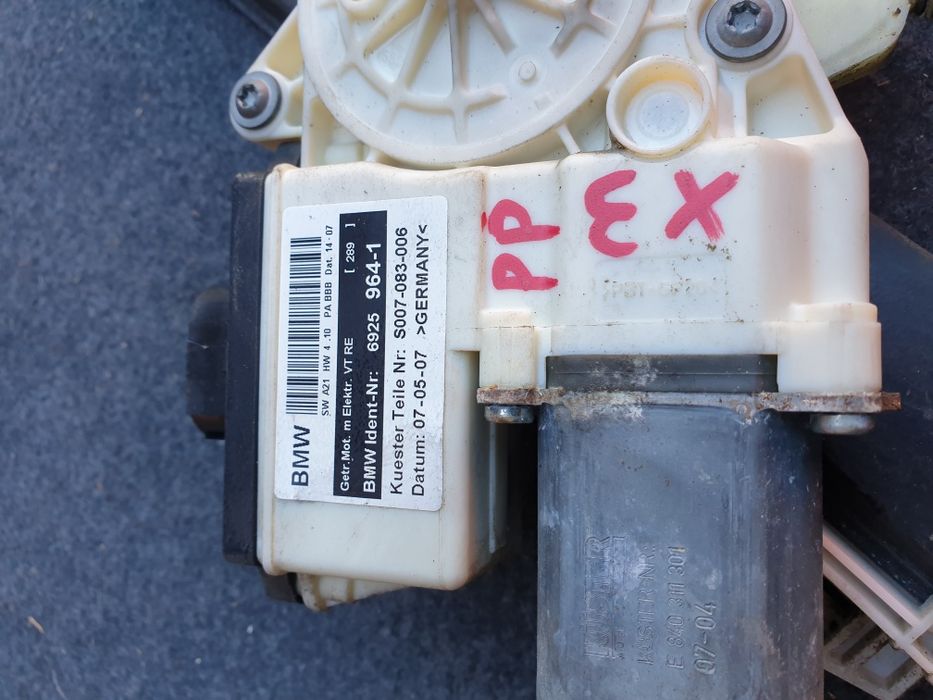 Mechanizm szyby silniczek wózek winda Prawy przód PP BMW X3 E83